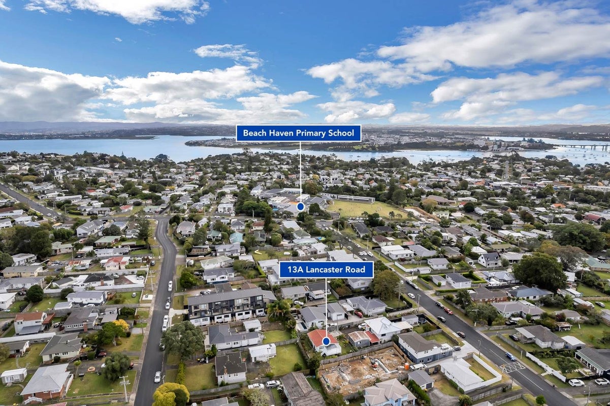 2/13 Lancaster Road, Beach Haven, Auckland - Carousel 20