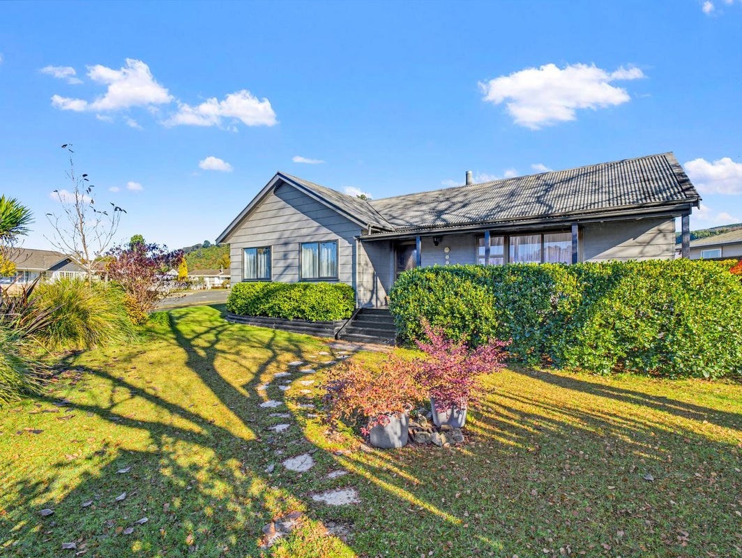 41 Barnard Road, Fairy Springs, Rotorua - Carousel 1