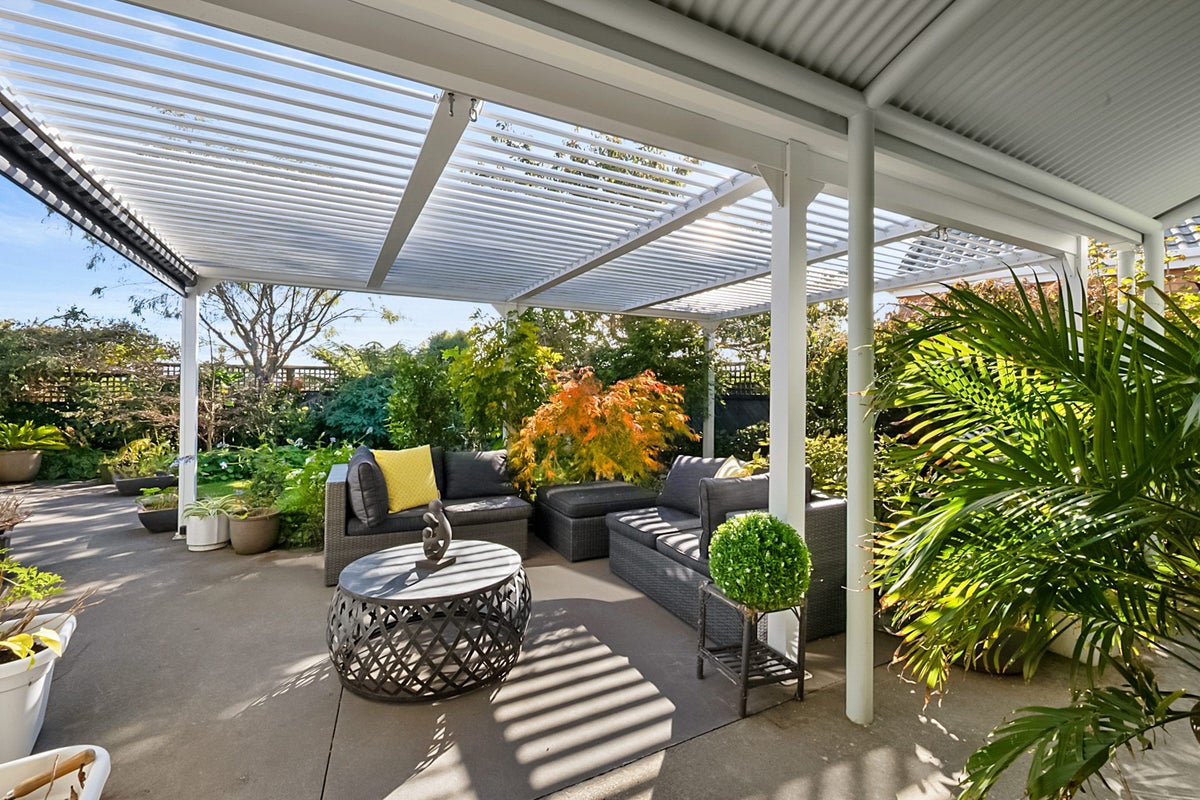 14 Del Mar Place, Merrilands, New Plymouth - Carousel 2
