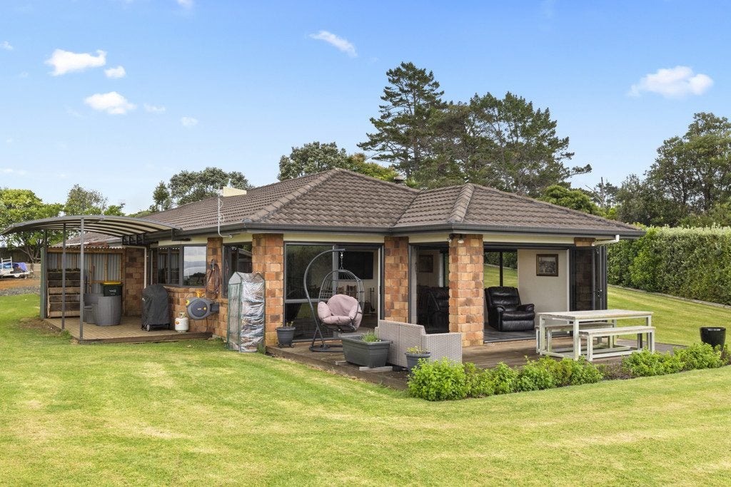 402D Awhitu Central Road, Waiuku - Carousel 2