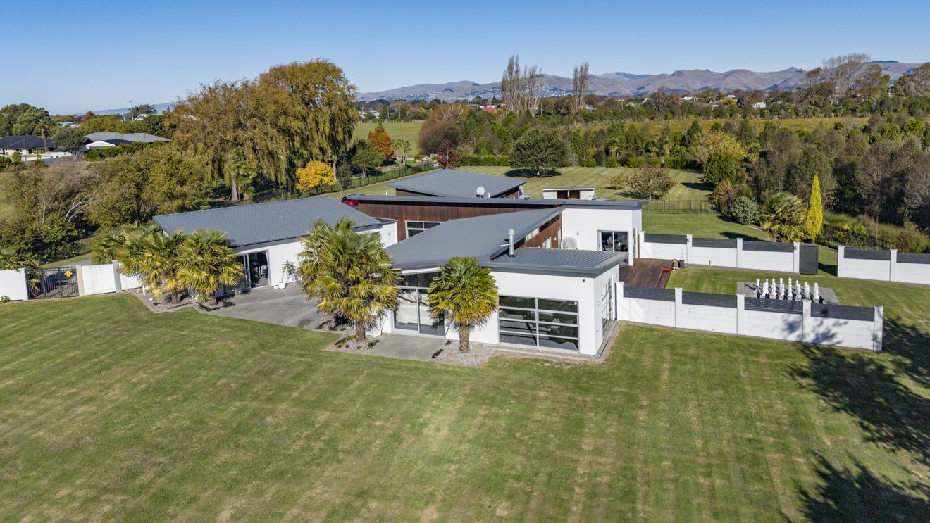 25A Greenhaven Drive, Burwood, Christchurch - Carousel 1