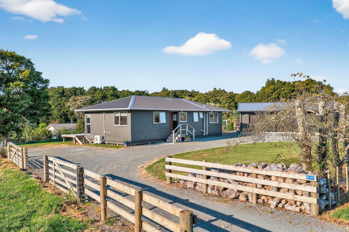 752 Settlement Road, Hakaru, Wellsford - Carousel 1