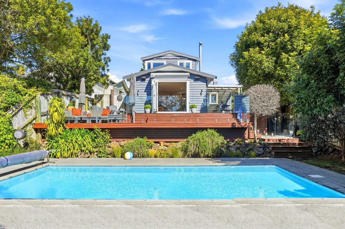 51 Shackleton Road, Mount Eden, Auckland - Carousel 1