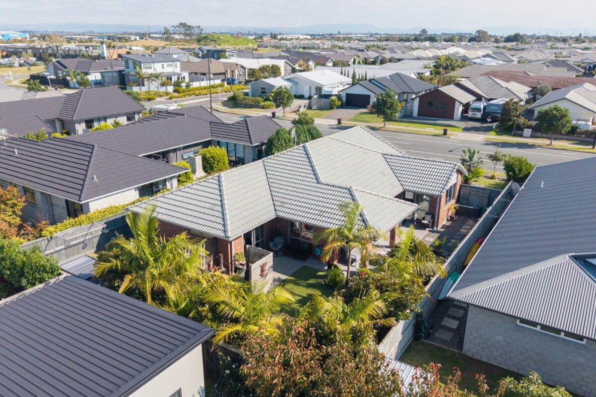 87 Sandhurst Drive, Papamoa Beach, Papamoa - Carousel 1