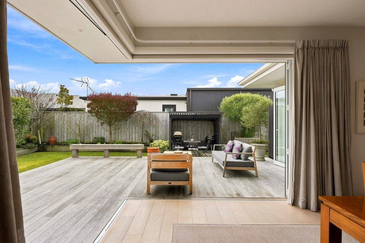 175 Rutland Street, St Albans, Christchurch - Carousel 2