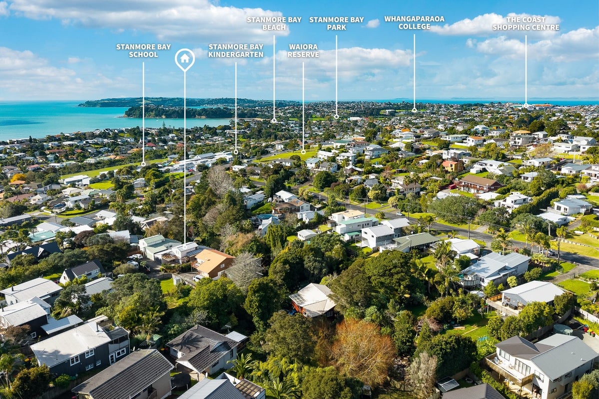 10B Elliston Crescent, Stanmore Bay, Whangaparaoa - Carousel 2