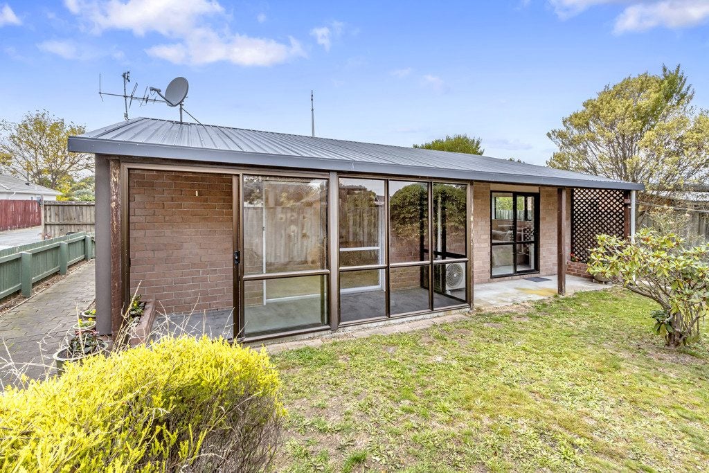 2/74 Inwoods Road, Parklands, Christchurch - Carousel 2
