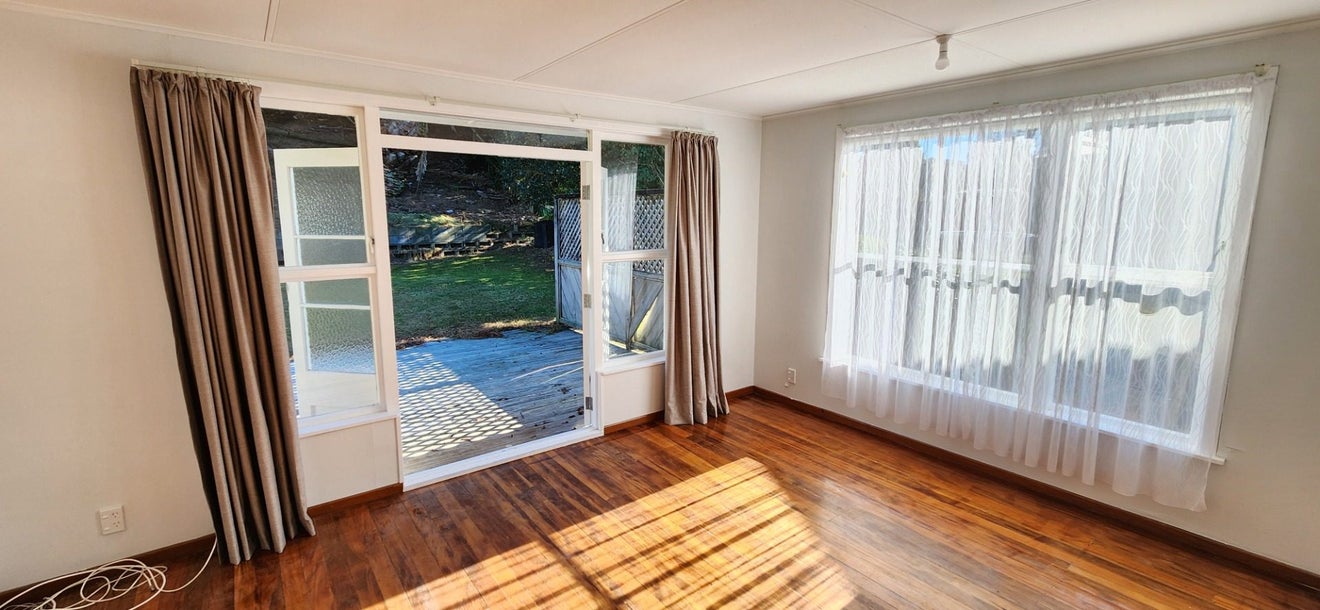 12 Regent Place, Blagdon, New Plymouth - Carousel 2