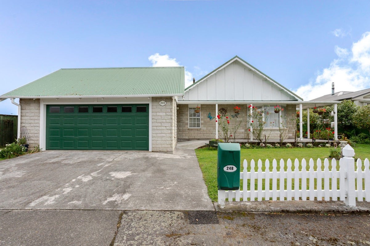 24B Rawhiti Street, Dannevirke, Dannevirke - Carousel 1