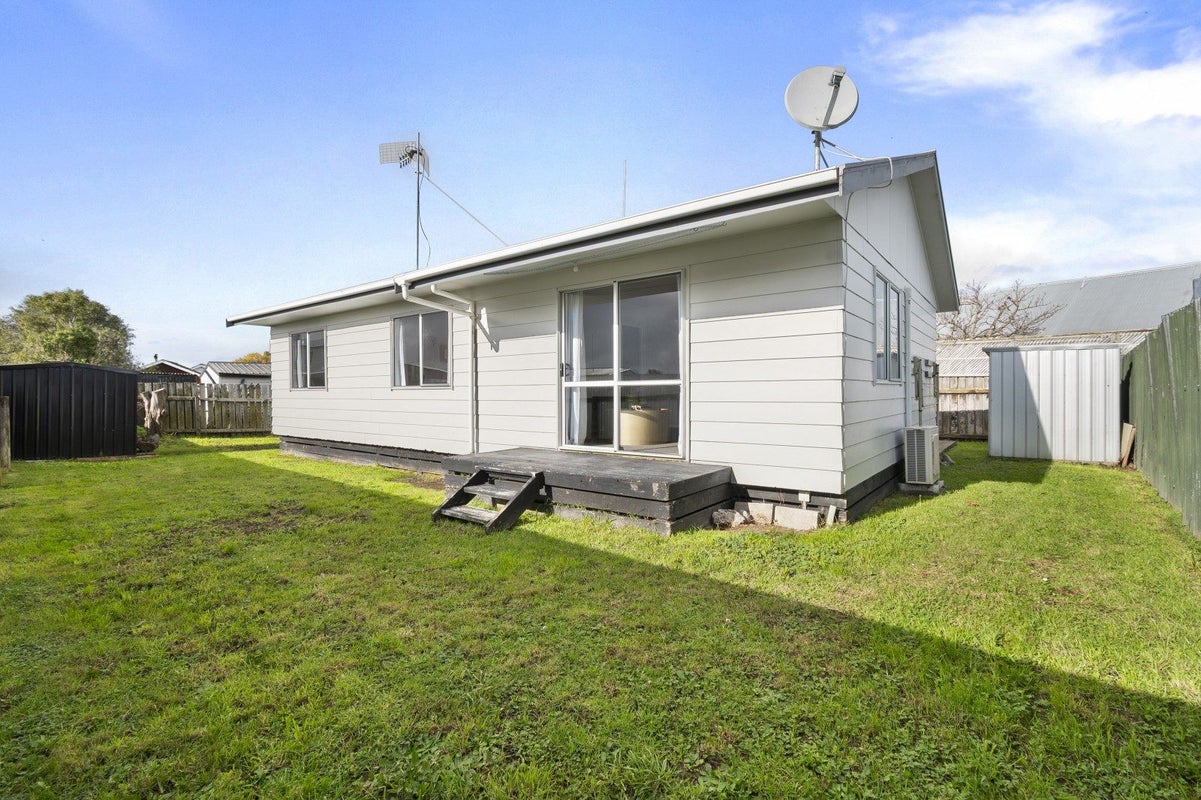 115 Sherwill Street West, Feilding, Feilding - Carousel 1
