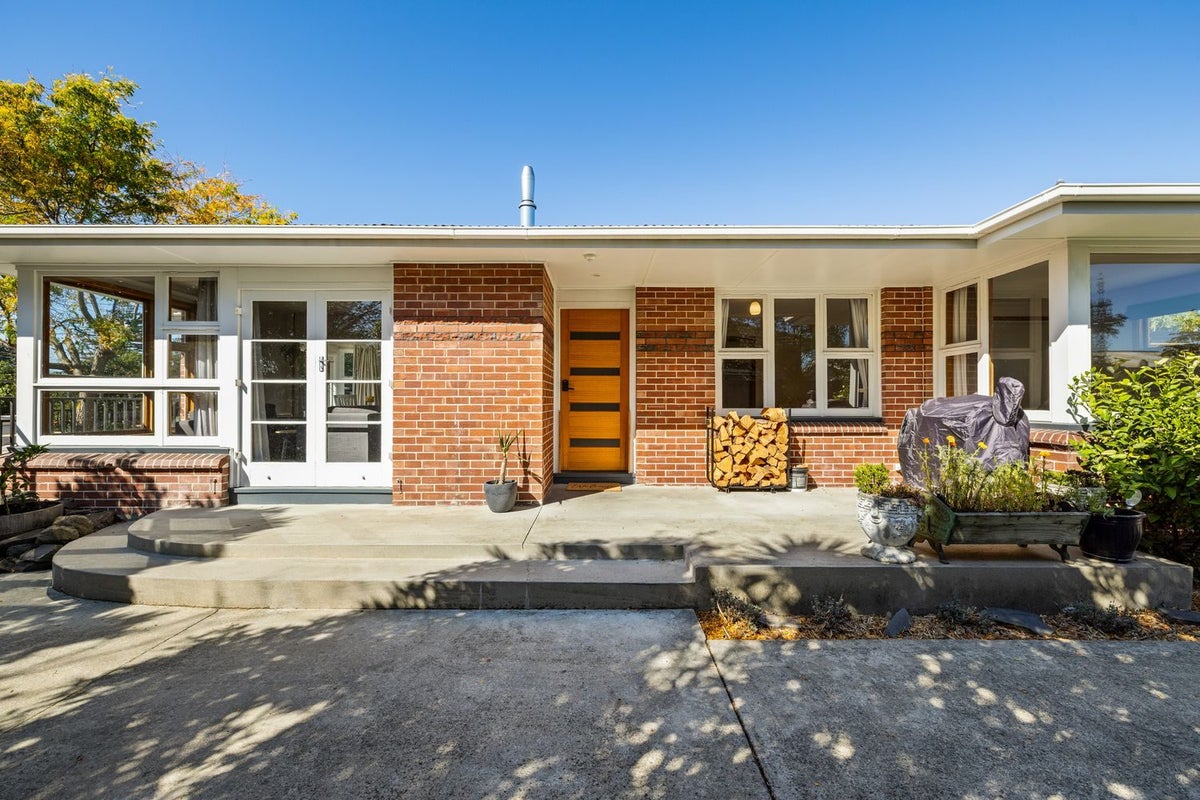 241 Lake Terrace Road, Shirley, Christchurch - Carousel 2