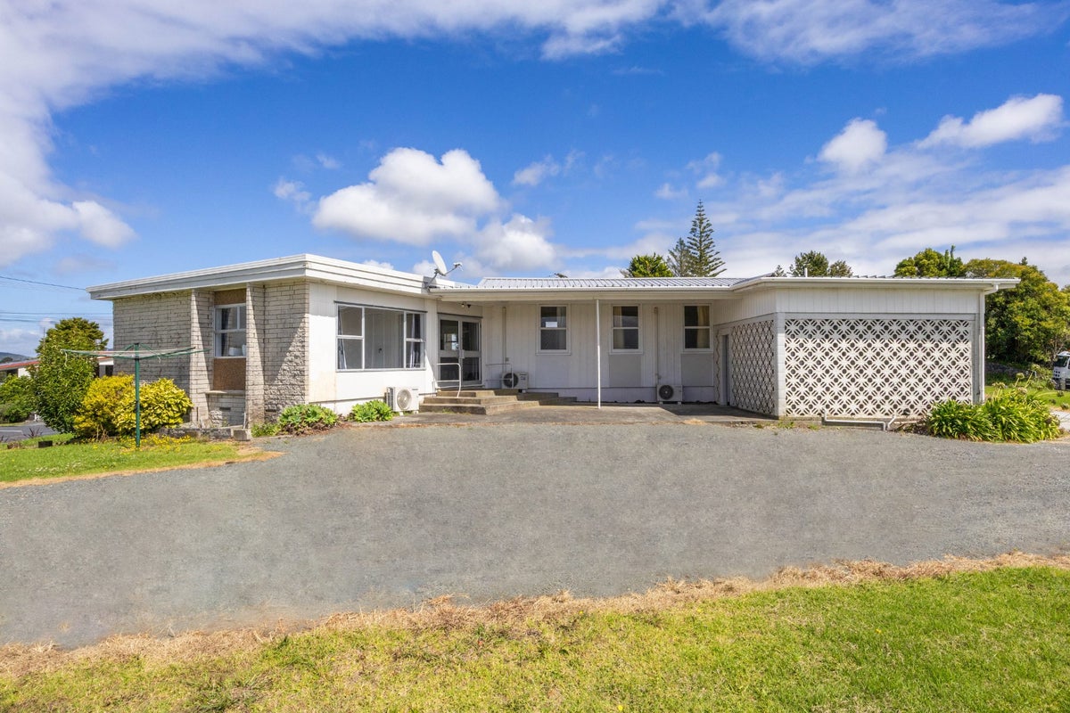 5 Matheson Road, Wellsford, Wellsford - Carousel 1