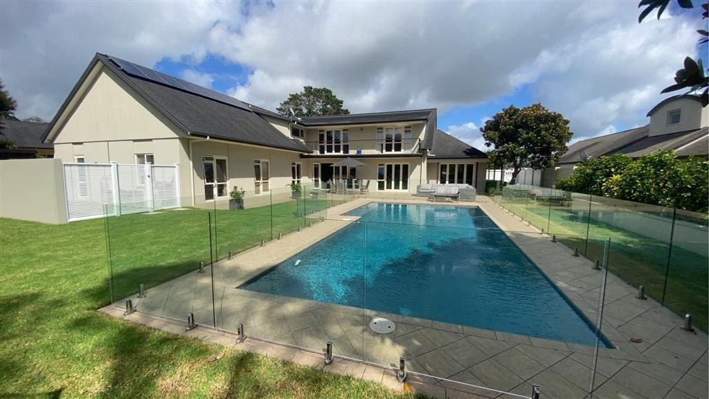 66 Shelter Drive, Greenhithe, Auckland - Carousel 1
