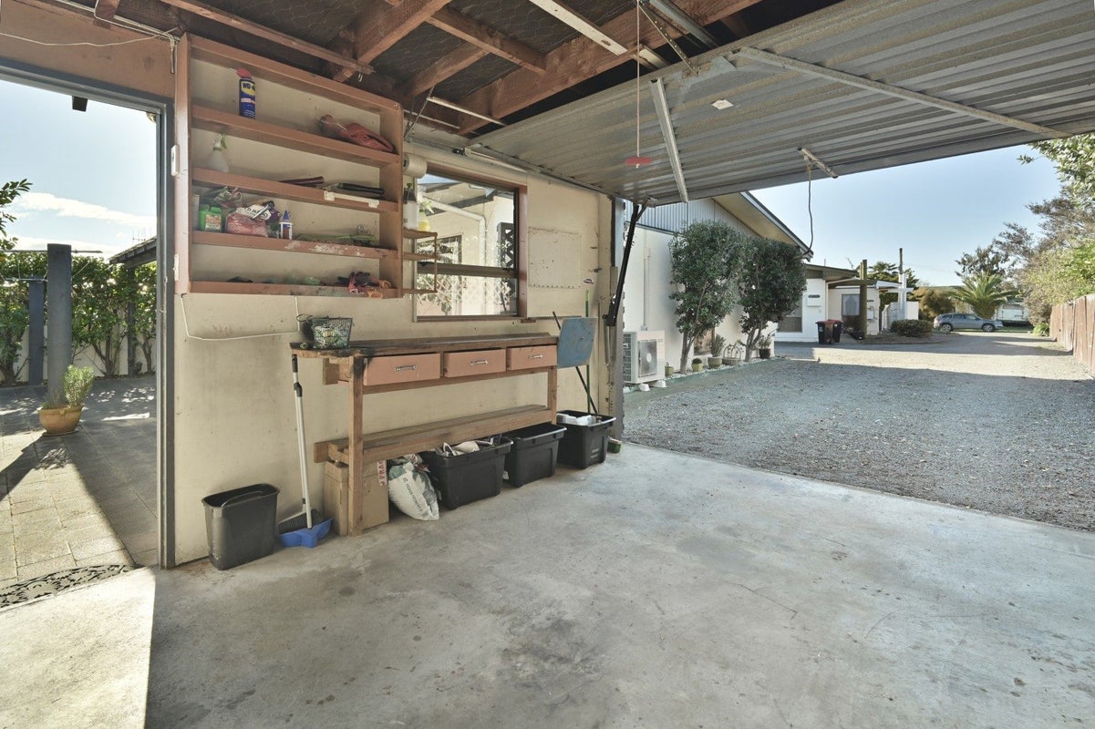 807D Avenue Road East, Parkvale, Hastings - Carousel 14