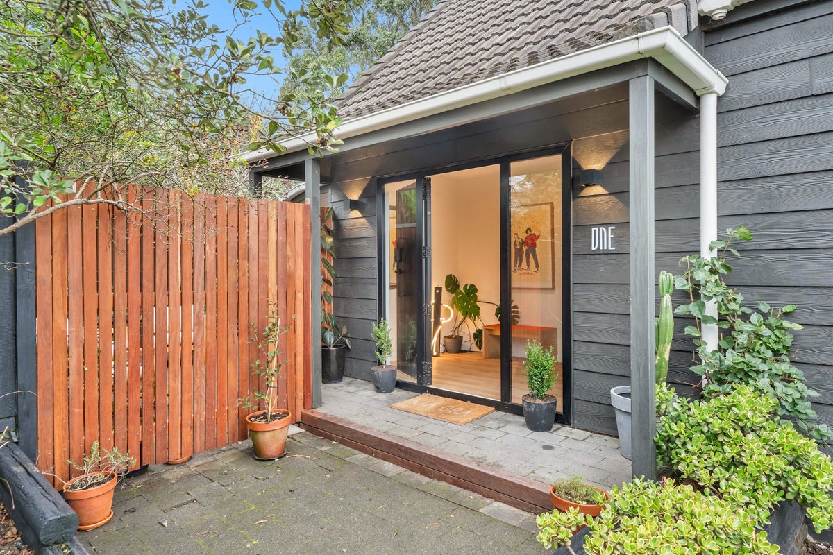 1/406 East Coast Road, Sunnynook, Auckland - Carousel 2