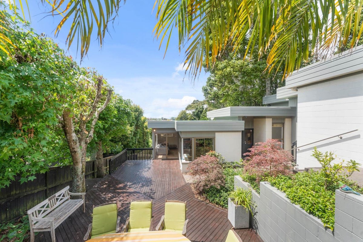 8 Harper Street, Chatswood, Auckland - Carousel 2