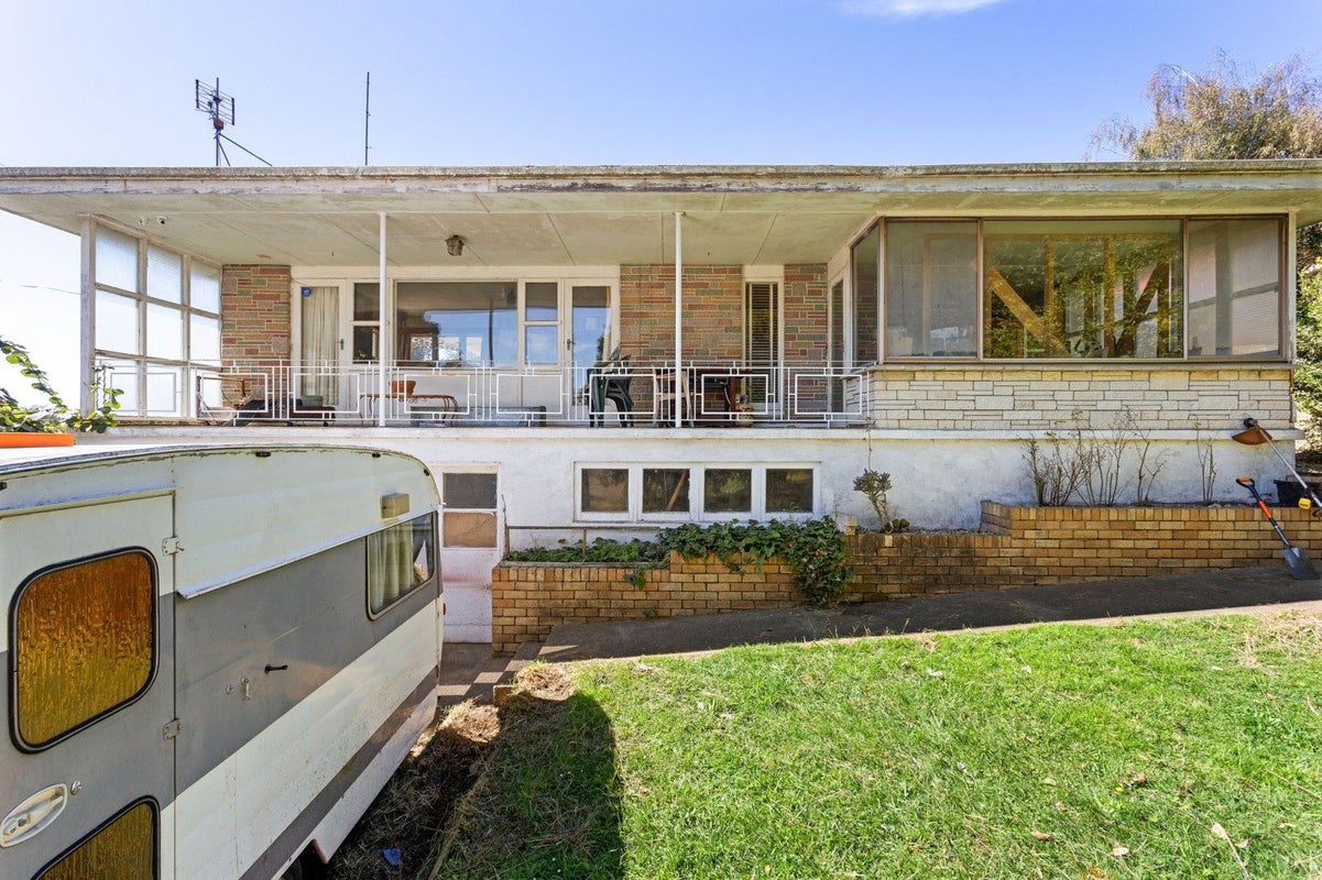 25 Whitaker Street, Kihikihi, Te Awamutu - Carousel 1