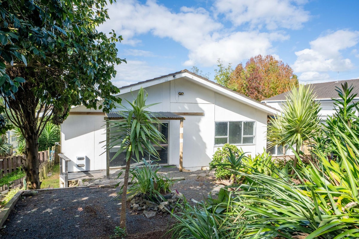 2B Dudley Place, Raumanga, Whangarei - Carousel 1