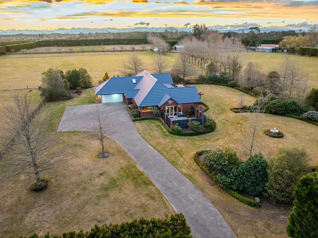 9 Adams Road, West Melton, Christchurch - Carousel 31