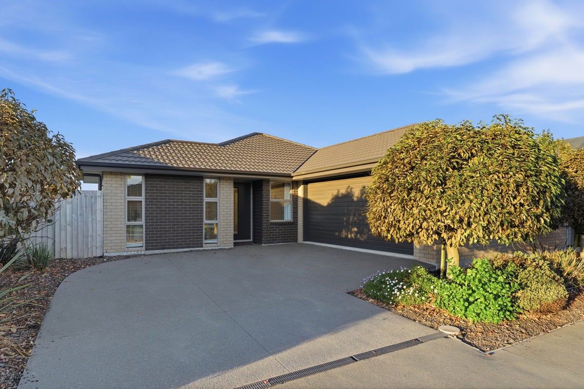 14 Bradwell Crescent, Halswell, Christchurch - Carousel 24