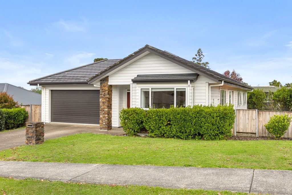 5 Malbec Place, Huapai, Kumeu - Carousel 2