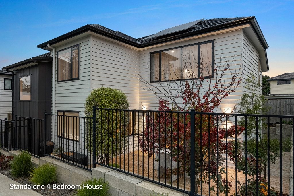 74B Paihia Road, One Tree Hill, Auckland - Carousel 1