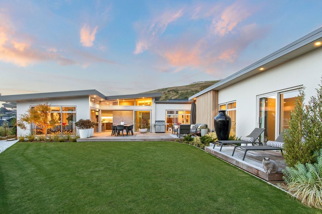 28 Steve Askin Drive, Cracroft, Christchurch - Carousel 1