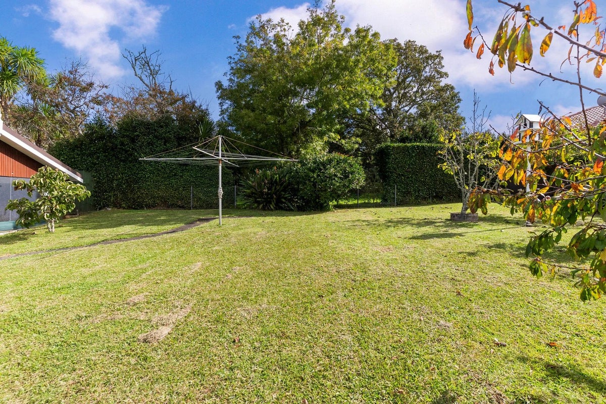 59 Killarney Avenue, Torbay, Auckland - Carousel 2