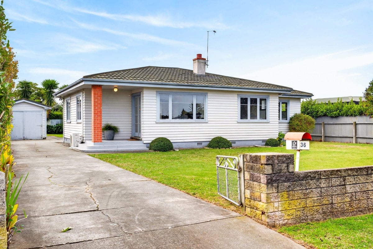 36 Osier Road, Greenmeadows, Napier - Carousel 1