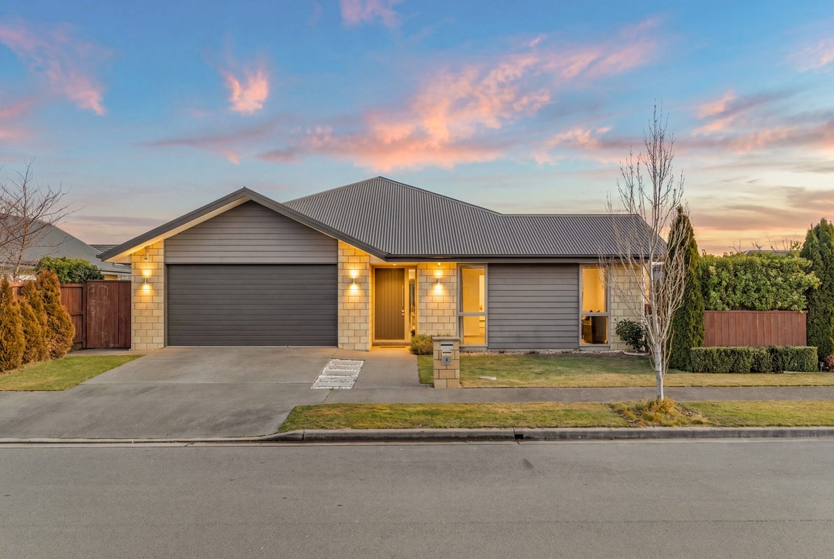4 Vale Terrace, Wigram, Christchurch - Carousel 1