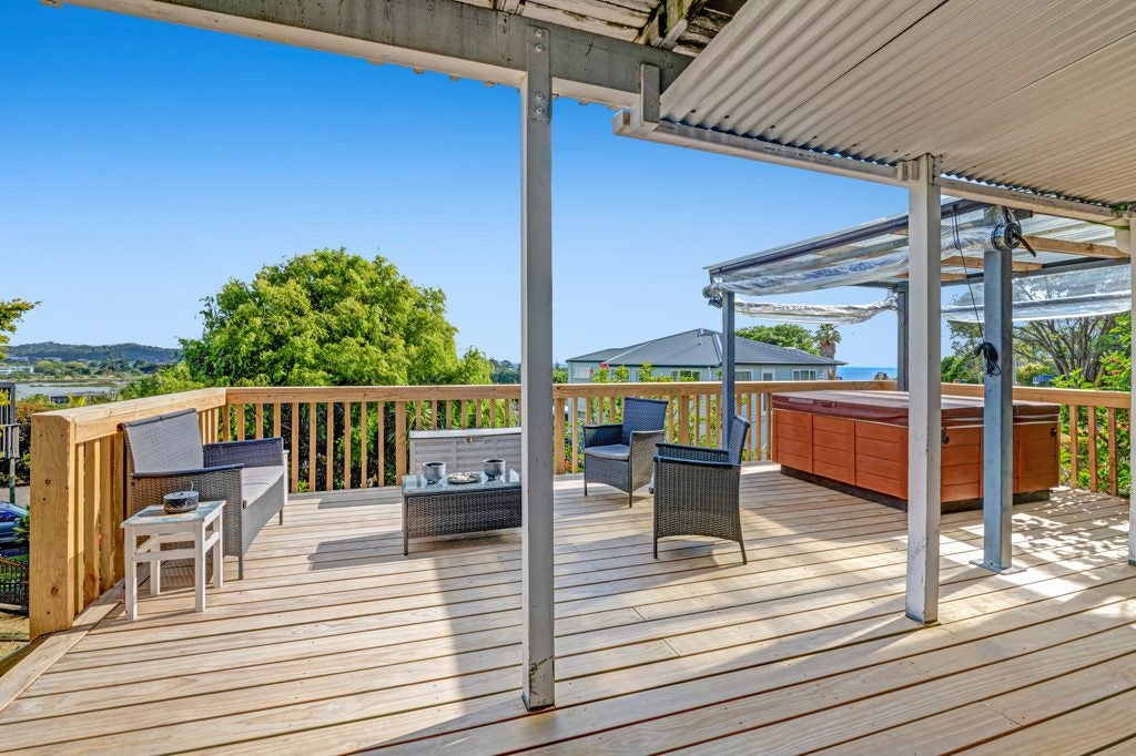 202 Hibiscus Coast Highway, Red Beach, Red Beach - Carousel 2