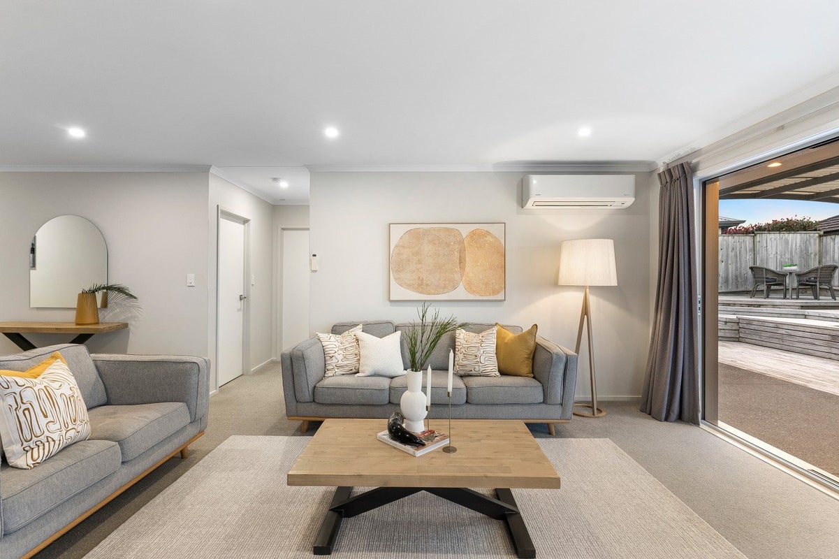 13 Pitoitoi Drive, Riverhead, Riverhead - Carousel 1