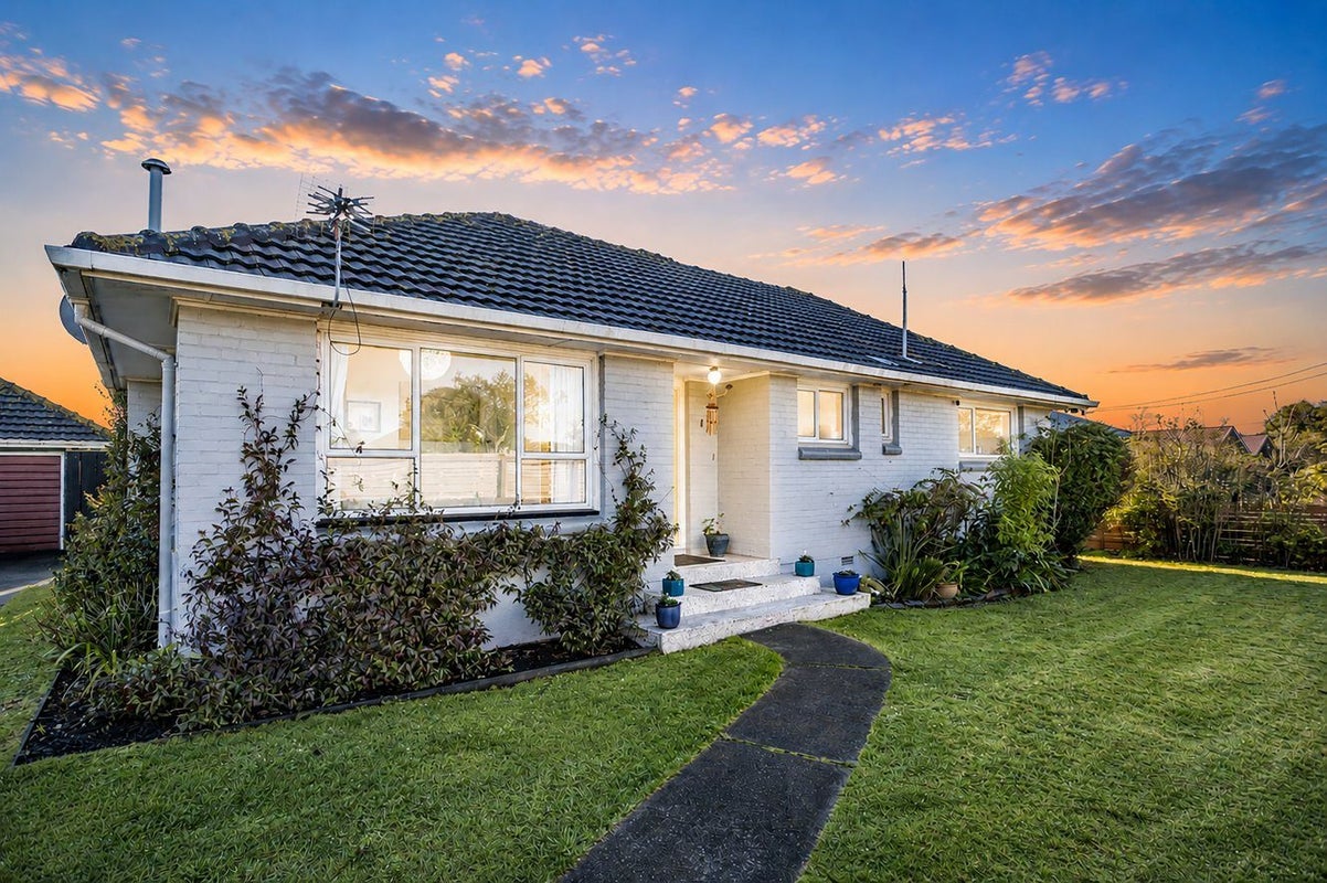 43 Veitches Road, Casebrook, Christchurch - Carousel 1
