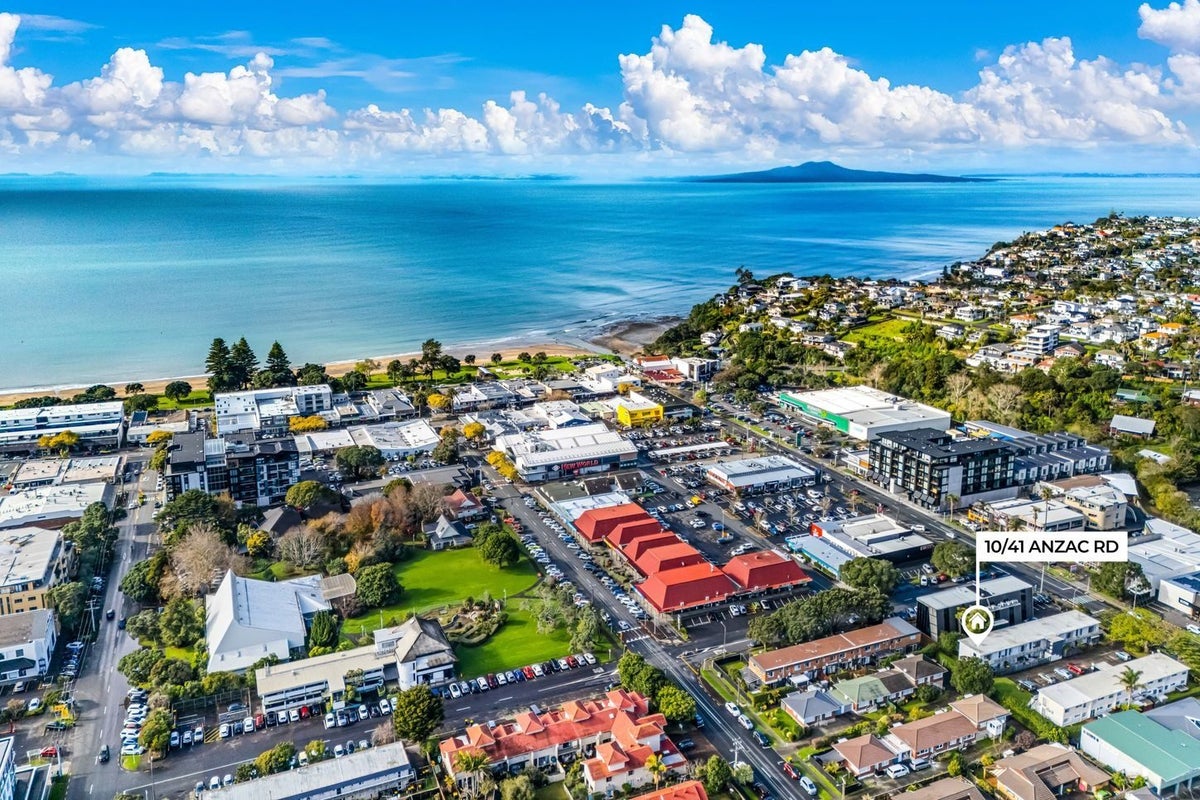10/41 Anzac Road, Browns Bay, Auckland - Carousel 11