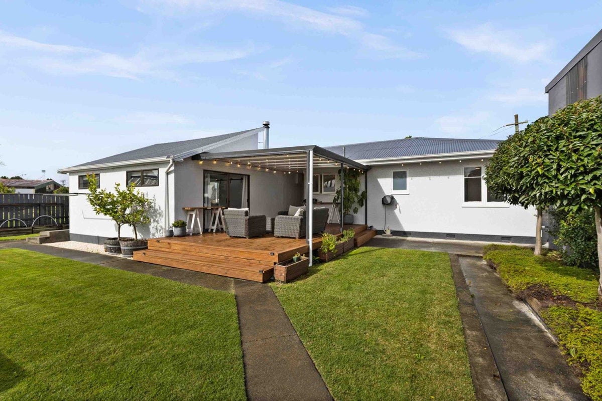 5 Gavin Black Street, Meeanee, Napier - Carousel 2