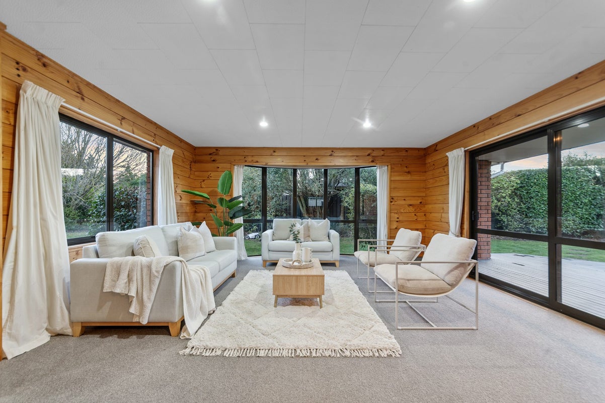 7 De Renzie Place, Kirwee - Carousel 2