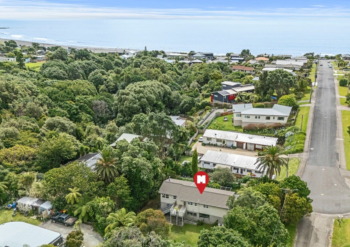 52 Pitcairn Street, Oakura, Oakura - Carousel 1