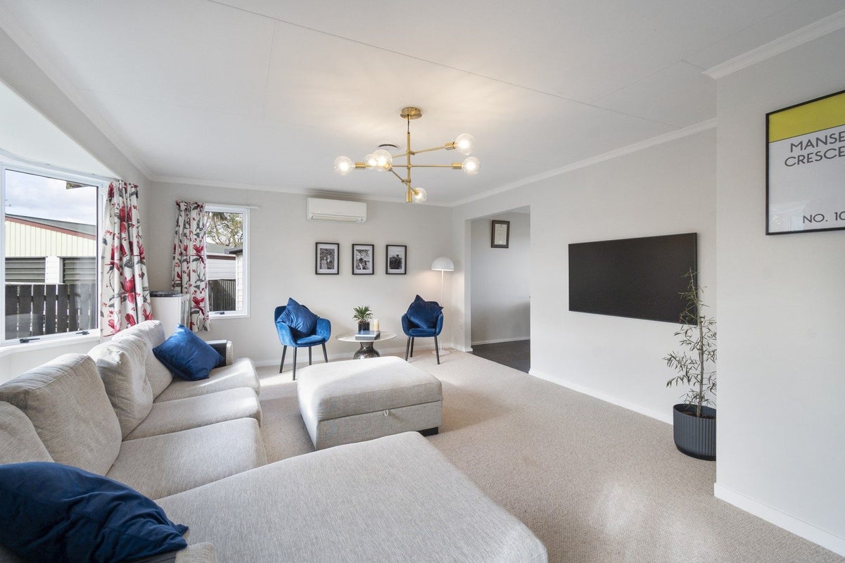 10 Mansell Crescent, Bulls, Bulls - Carousel 2