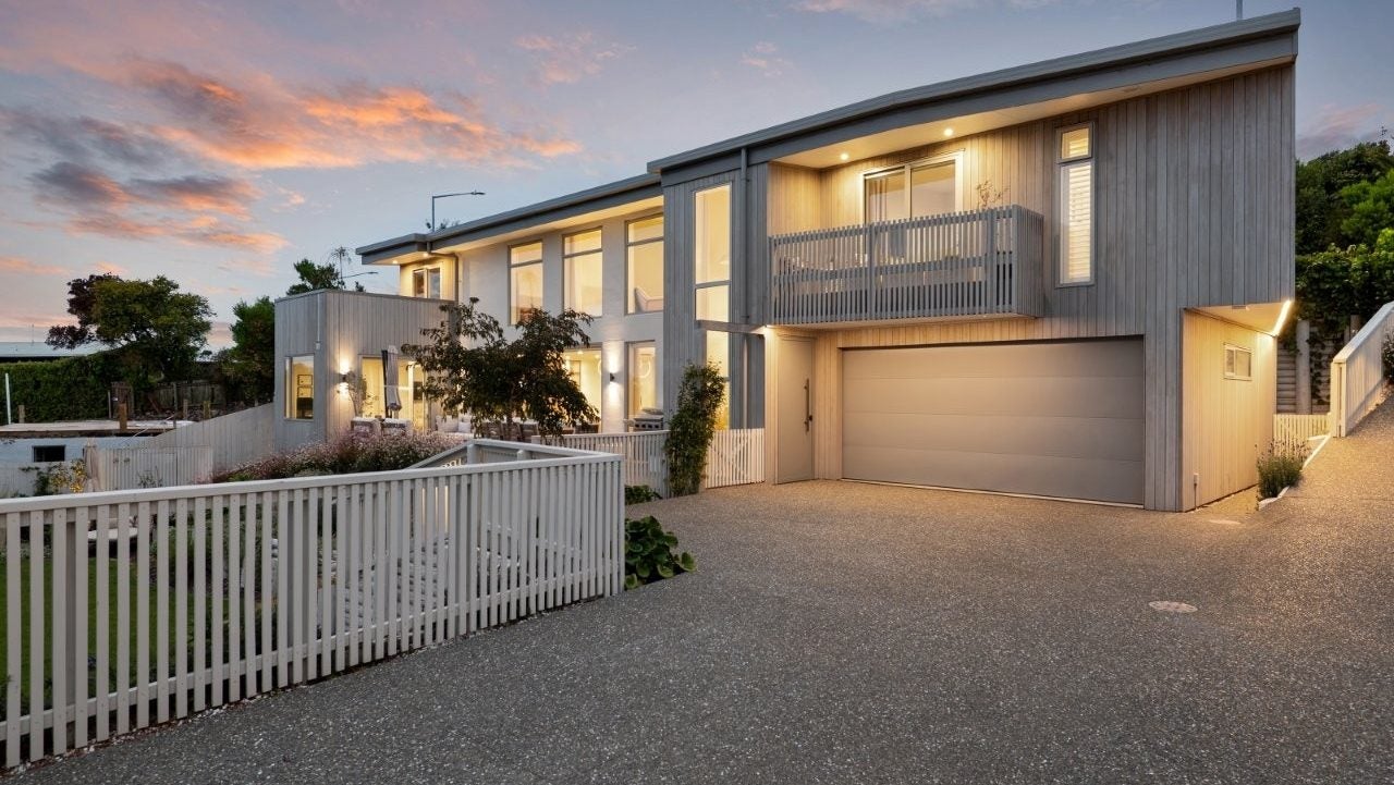 359 Centaurus Road, Hillsborough, Christchurch - Carousel 1