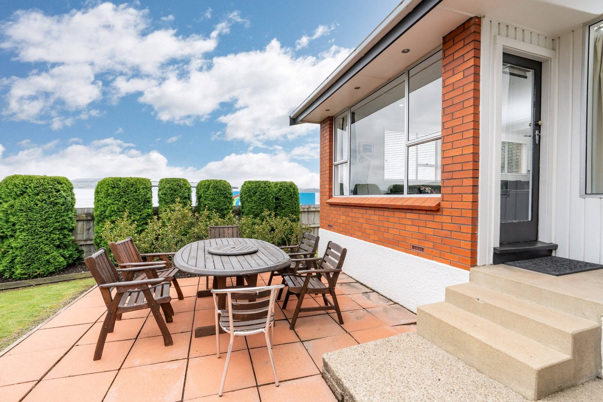 6B Hereford Street, Roslyn, Dunedin - Carousel 1