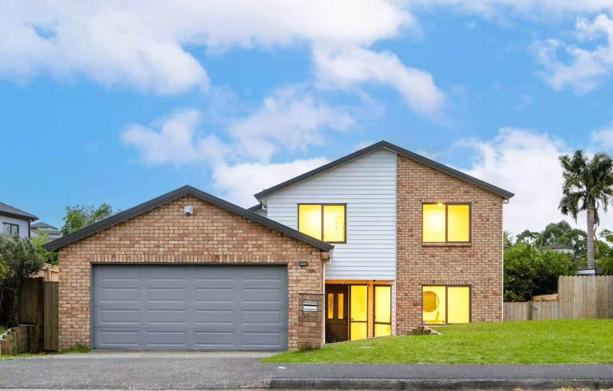 27 William Gamble Drive, Greenhithe, Auckland - Carousel 1