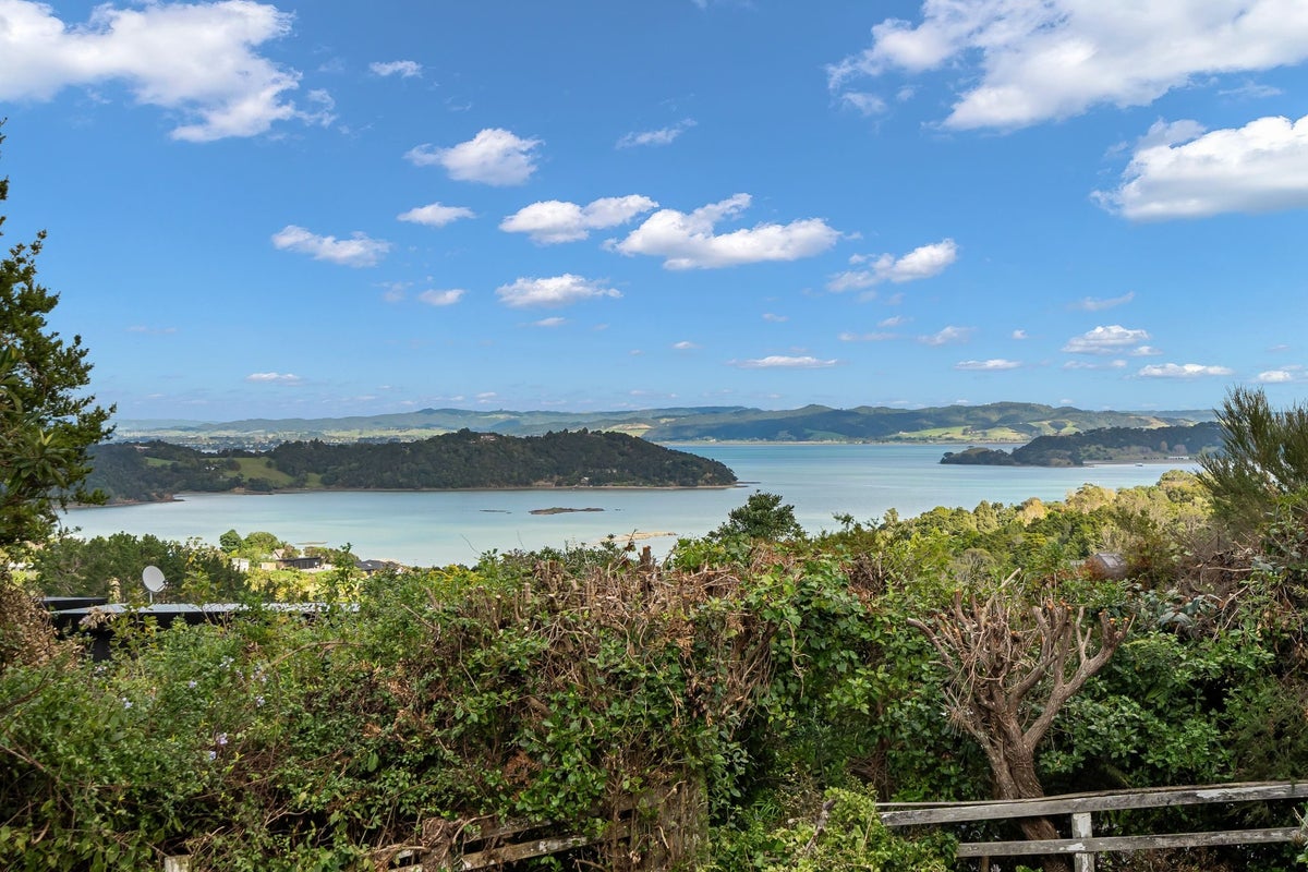 1275 Whangarei Heads Road, Parua Bay, Whangarei - Carousel 1