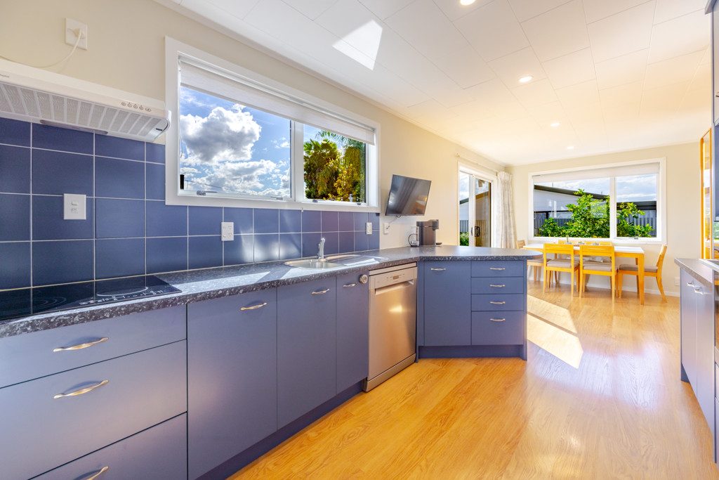 2/175 Guppy Road, Taradale, Napier - Carousel 2