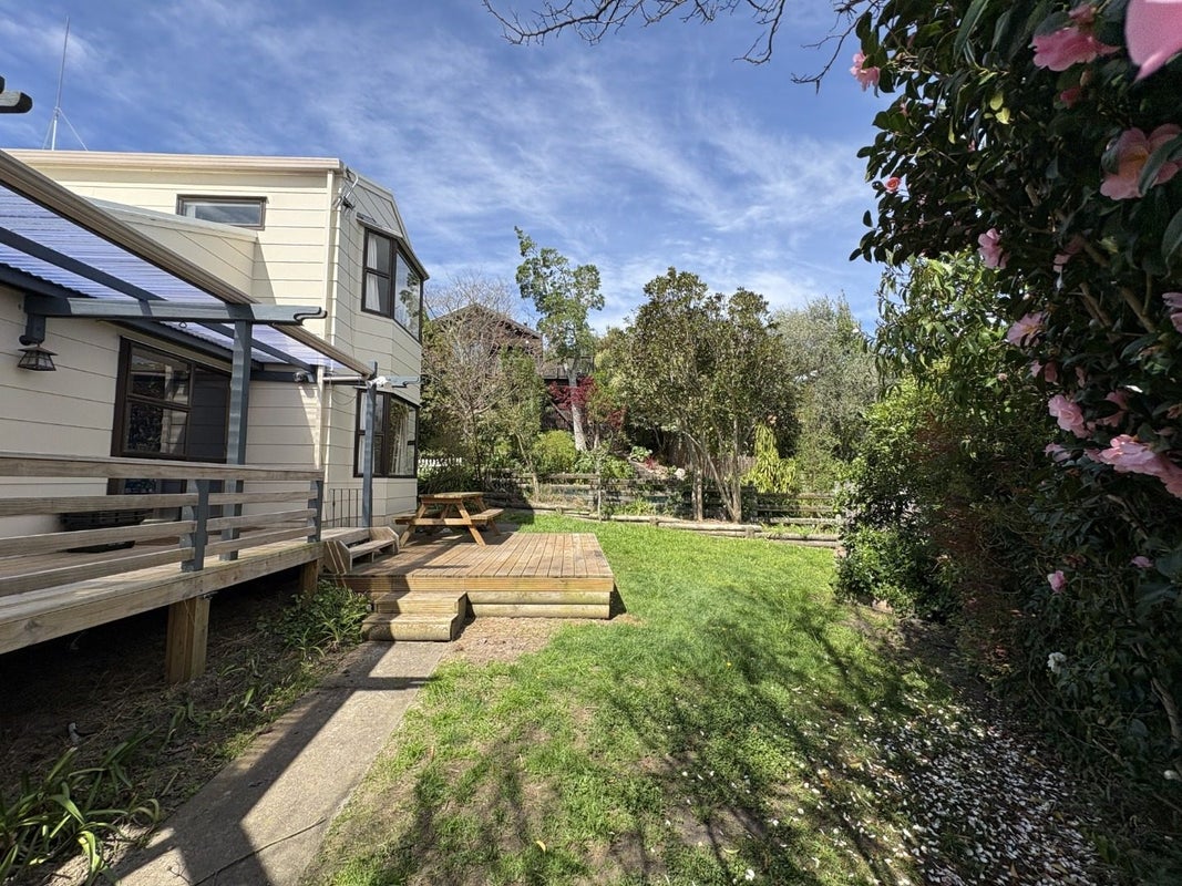 1/54 Muritai Crescent, Havelock North, Havelock North - Carousel 2