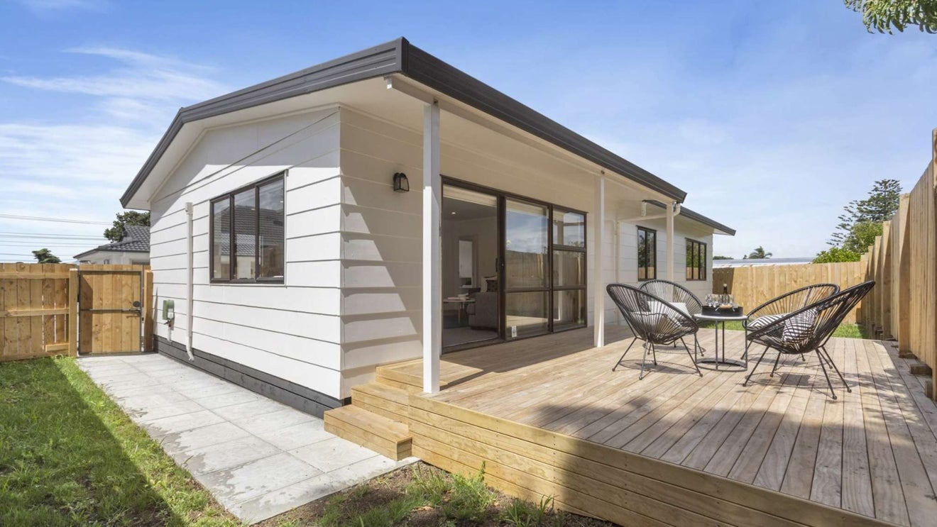 54B Myers Road, Manurewa East, Auckland - Carousel 1