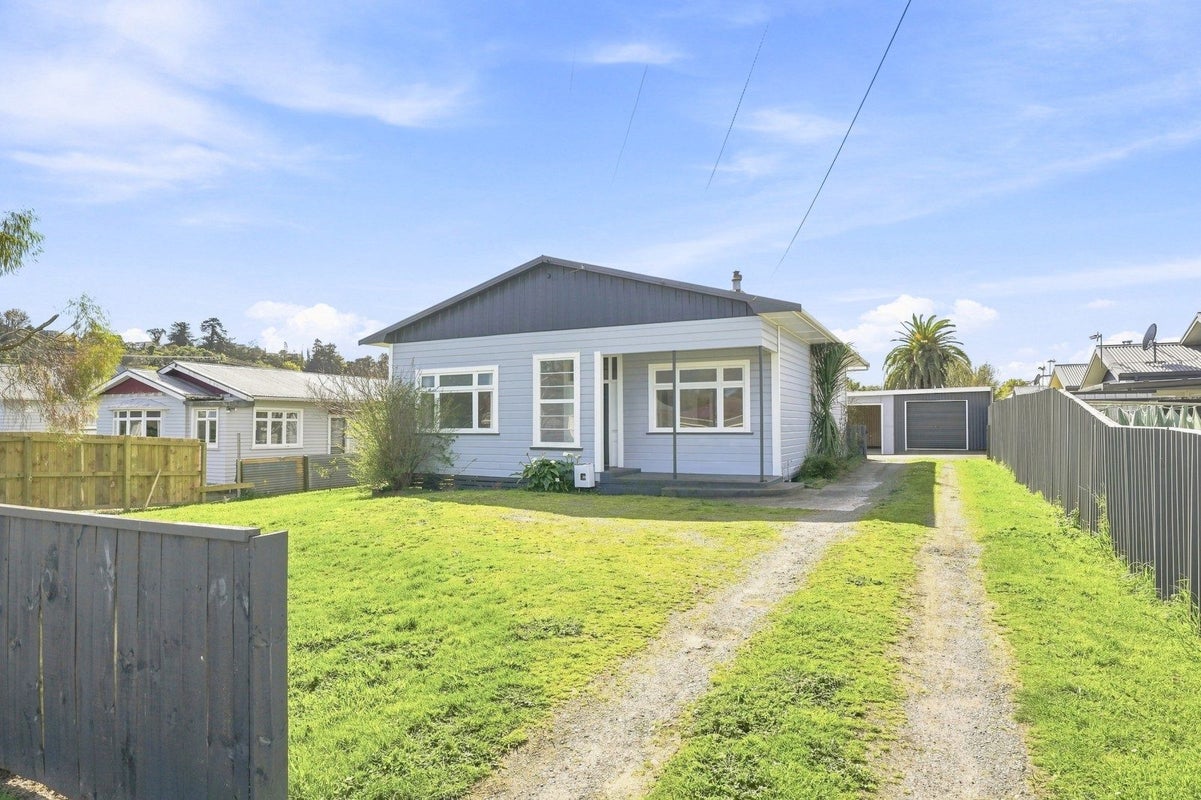 70 Pitt Street, Whanganui, Whanganui - Carousel 1