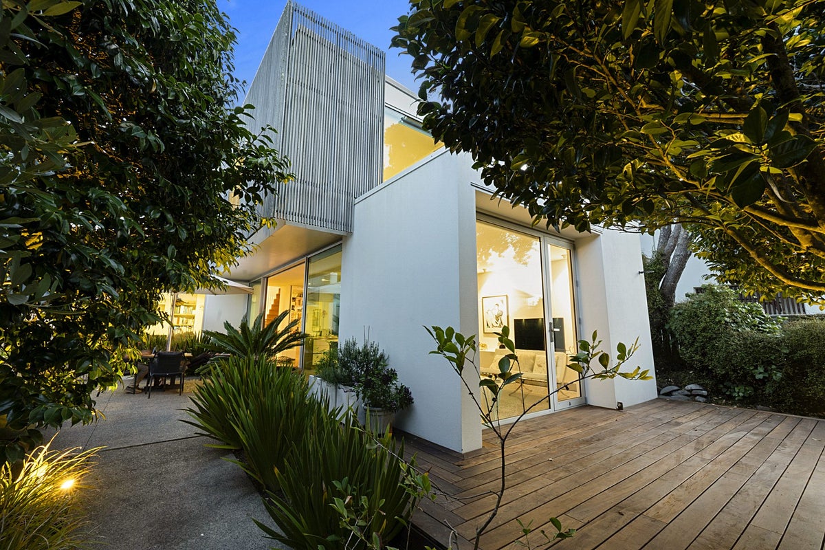 81 Buller Street, New Plymouth, New Plymouth - Carousel 2