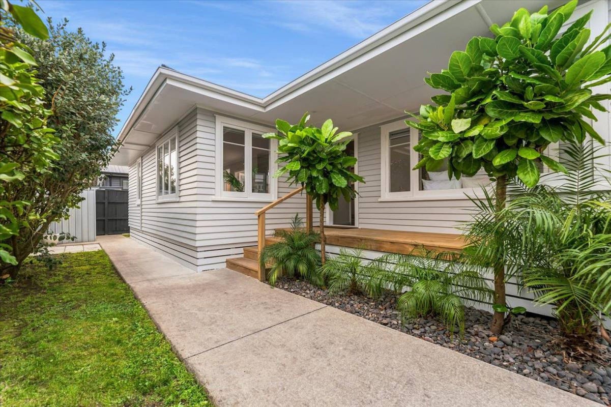 5 Fourteenth Avenue, Tauranga South, Tauranga - Carousel 1
