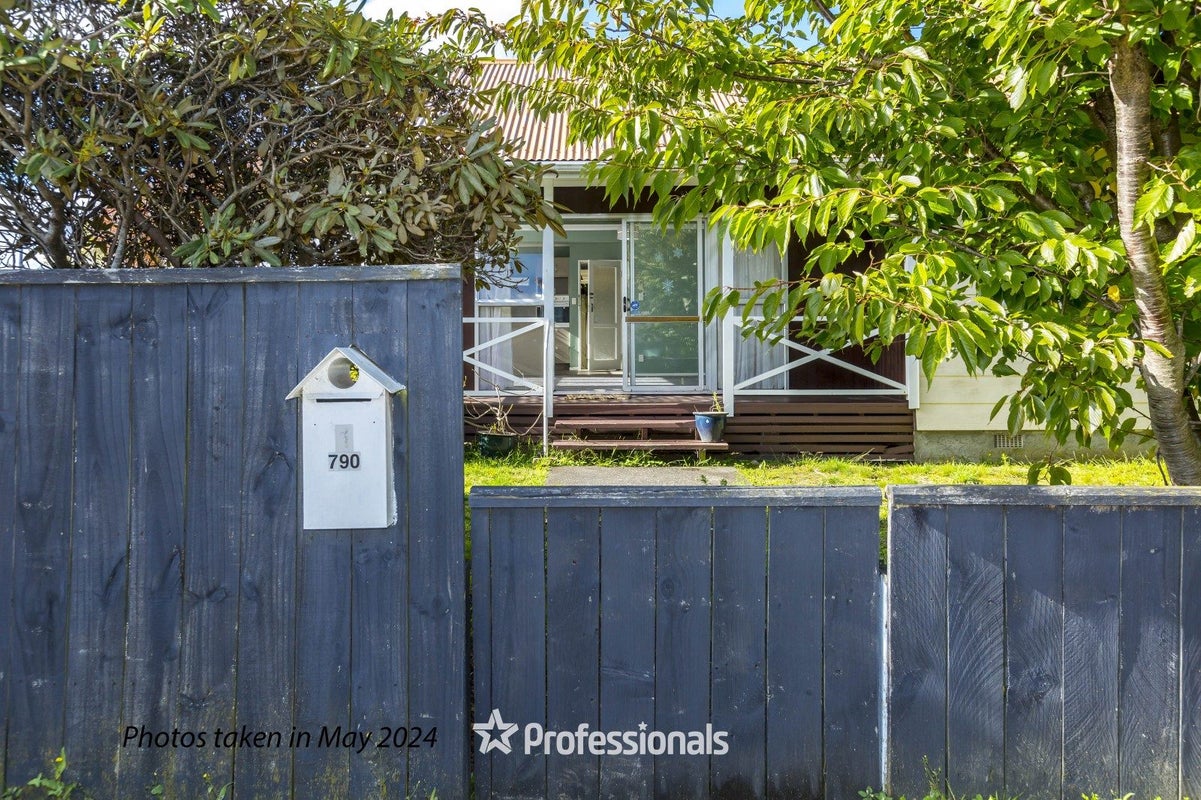 1/790 Fergusson Drive, Elderslea, Upper Hutt - Carousel 2
