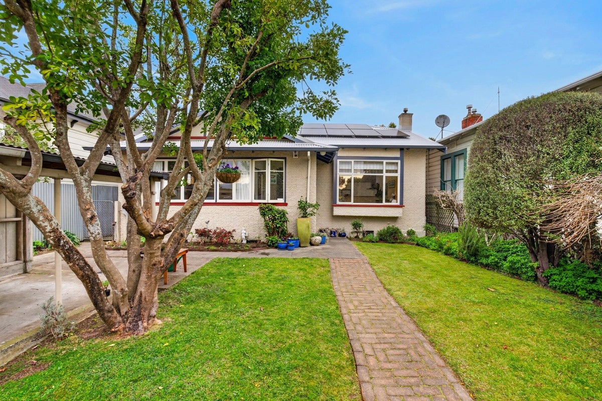8A Ashridge Road, Napier South, Napier - Carousel 1